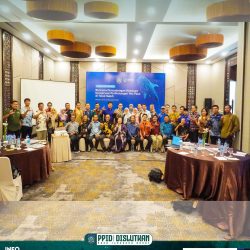 Kepala Dinas Kelautan dan Perikanan (Dislutkan) Provinsi NTB menghadiri Konsultasi Publik Rencana Pencadangan Kawasan Konservasi Perlindungan Hiu Paus di Teluk Saleh yang digelar di Hotel Santika, Mataram